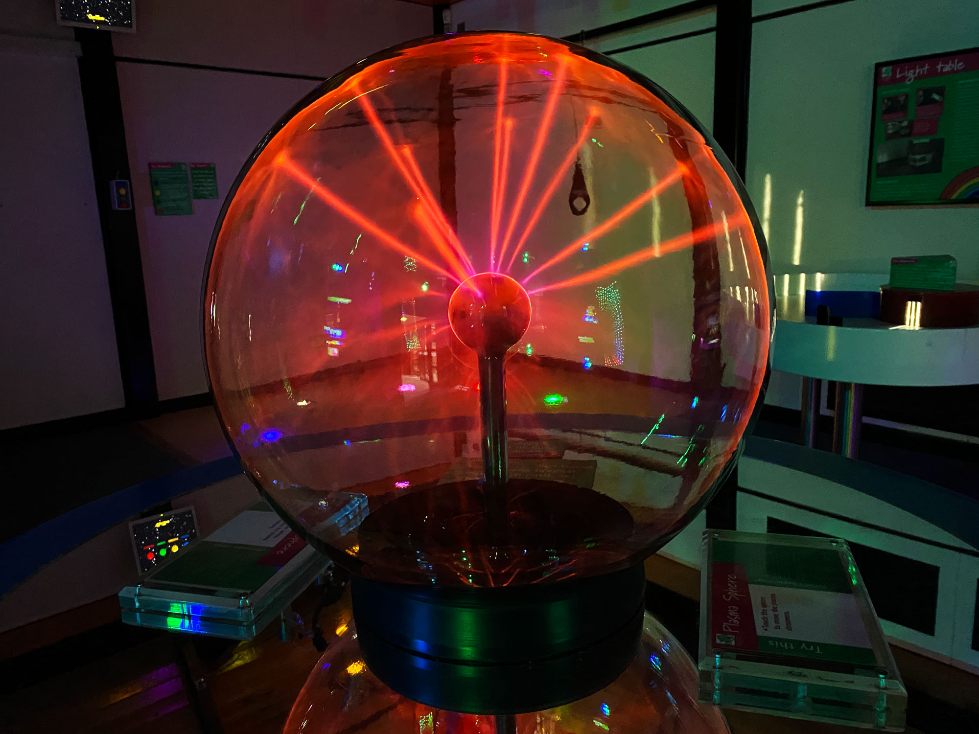 Experiment at The Look Out Discovery Centre, Bracknell The Look Out Discovery Centre, Bracknell