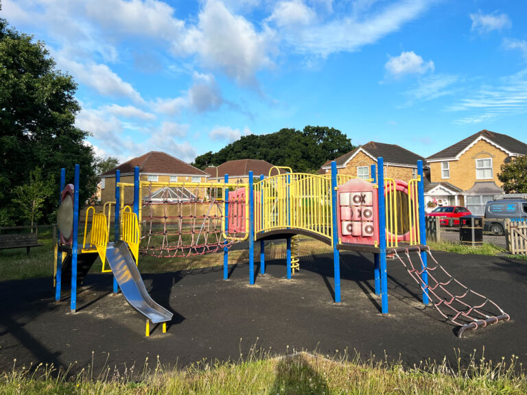 Richmond Close Play Area in Farnborough, Hampshire