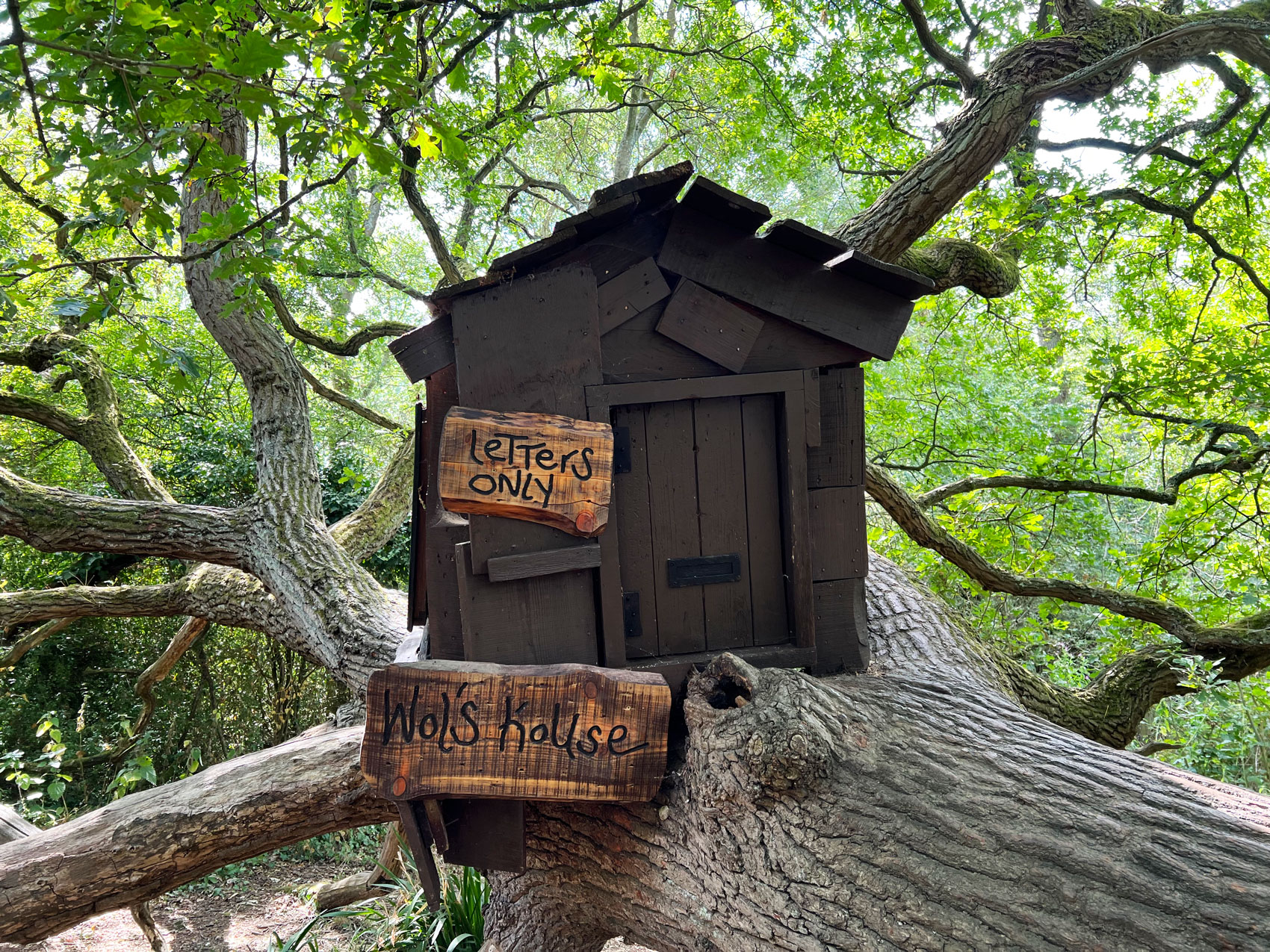 Find Winnie the Pooh's House at 100 Aker Wood, Elstree 100 Aker Wood at Aldenham Country Park in Elstree near Watford, Hertfordshire