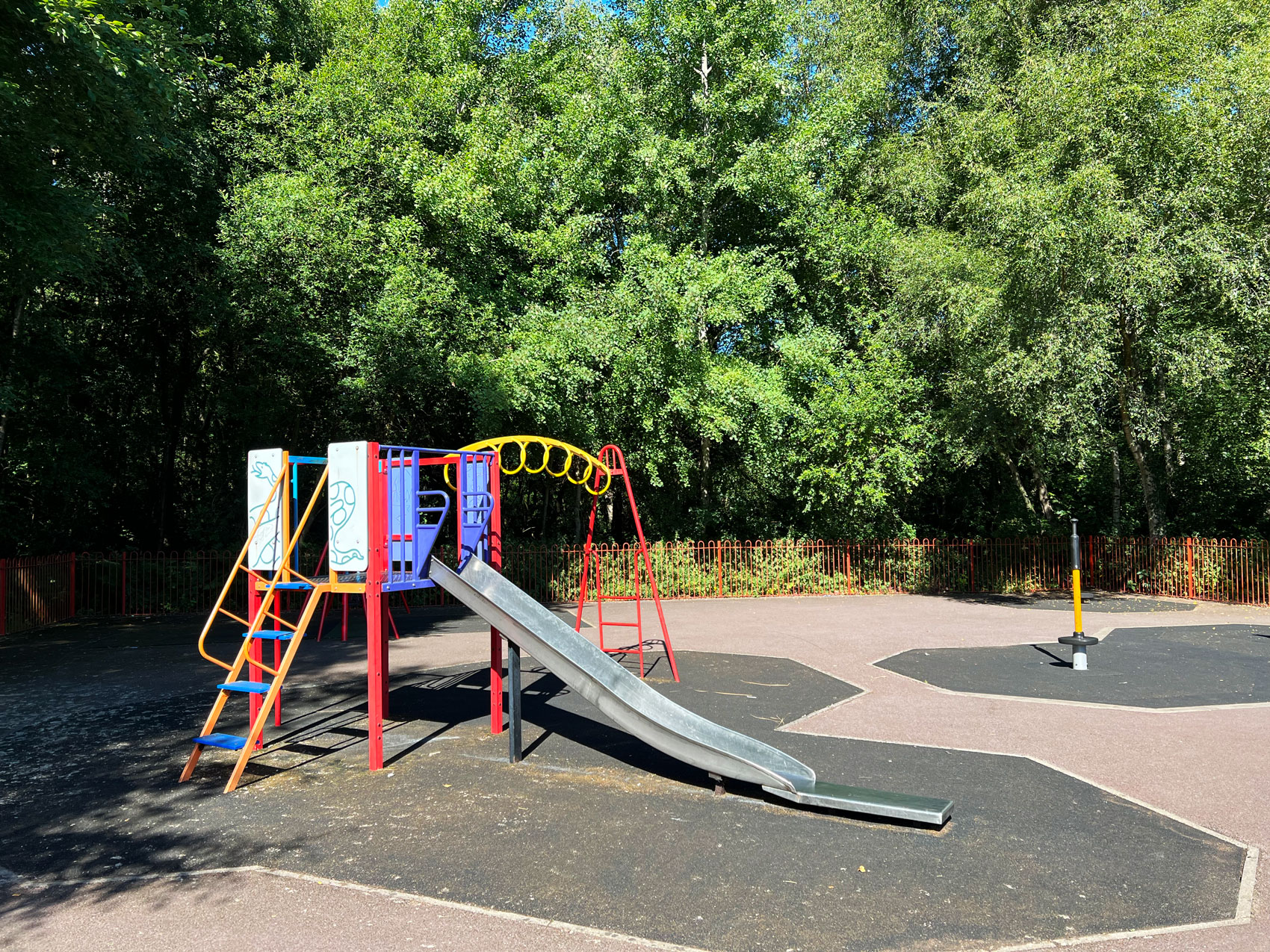 Old Farm Place Play Area in Ash Vale, Surrey