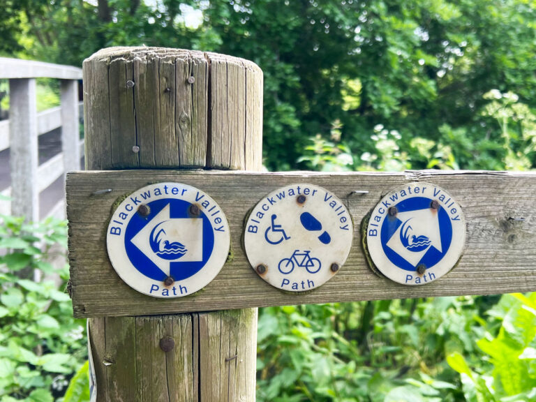 Blackwater Valley Path Section 3 Shawfields to Hollybush Pits