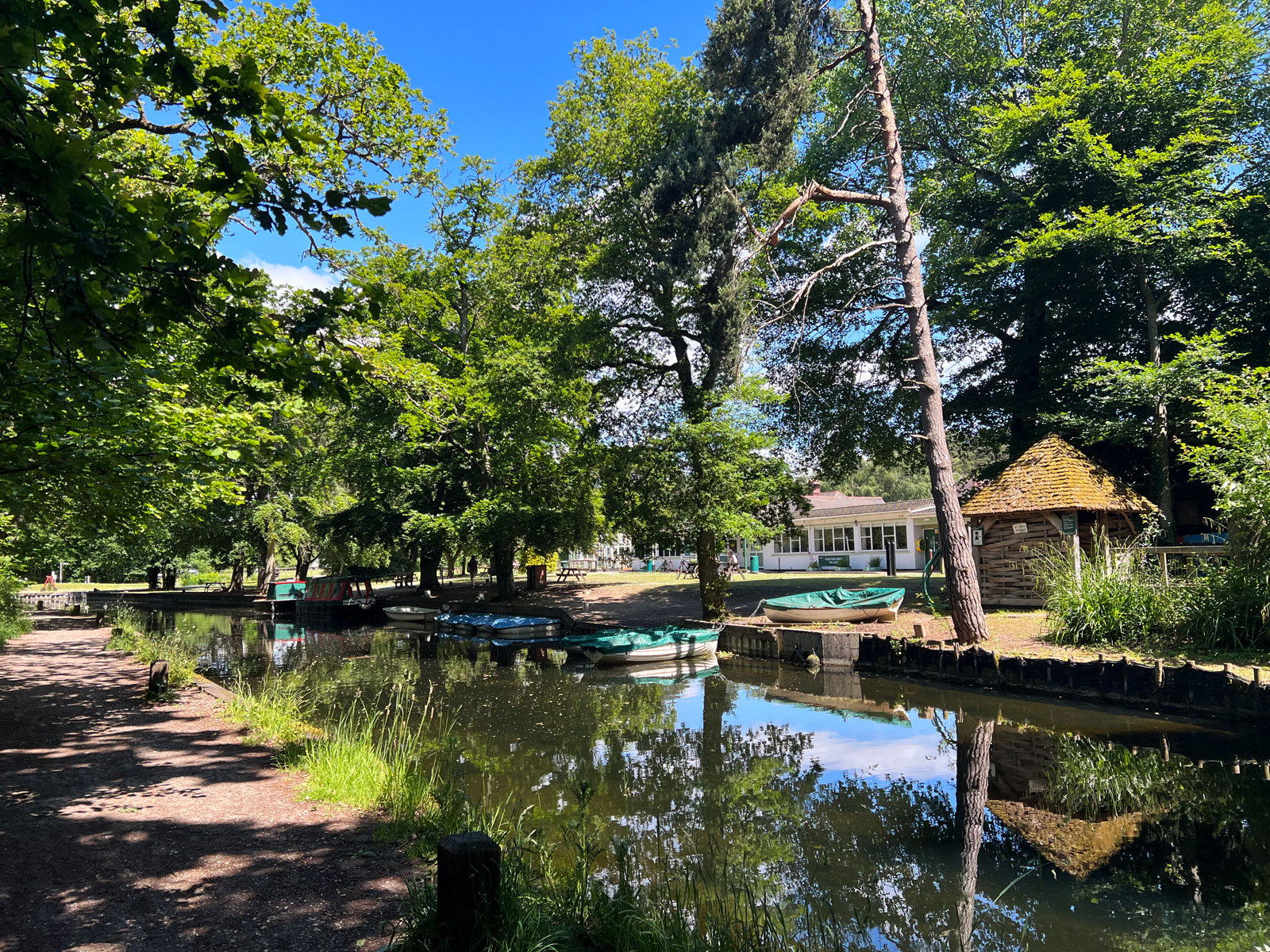 Discover Locks and Play Areas along the Basingstoke Canal Basingstoke Canal Centre on the Basingstoke Canal Towpath Walk - Section 05 - From Curzon Bridge, Deepcut to the Basingstoke Canal Centre in Mytchett
